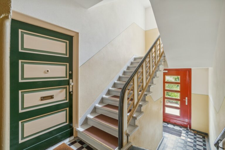 backbone 85334 064 WEB 768x512